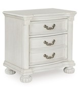 Montelaine - Antique White - Three Drawer Night Stand - €235,75 EUR