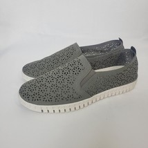 JSport Ladies Size 11 Floral Cutout Slip On Boat Shoe Gray Walking Comfort - $16.82