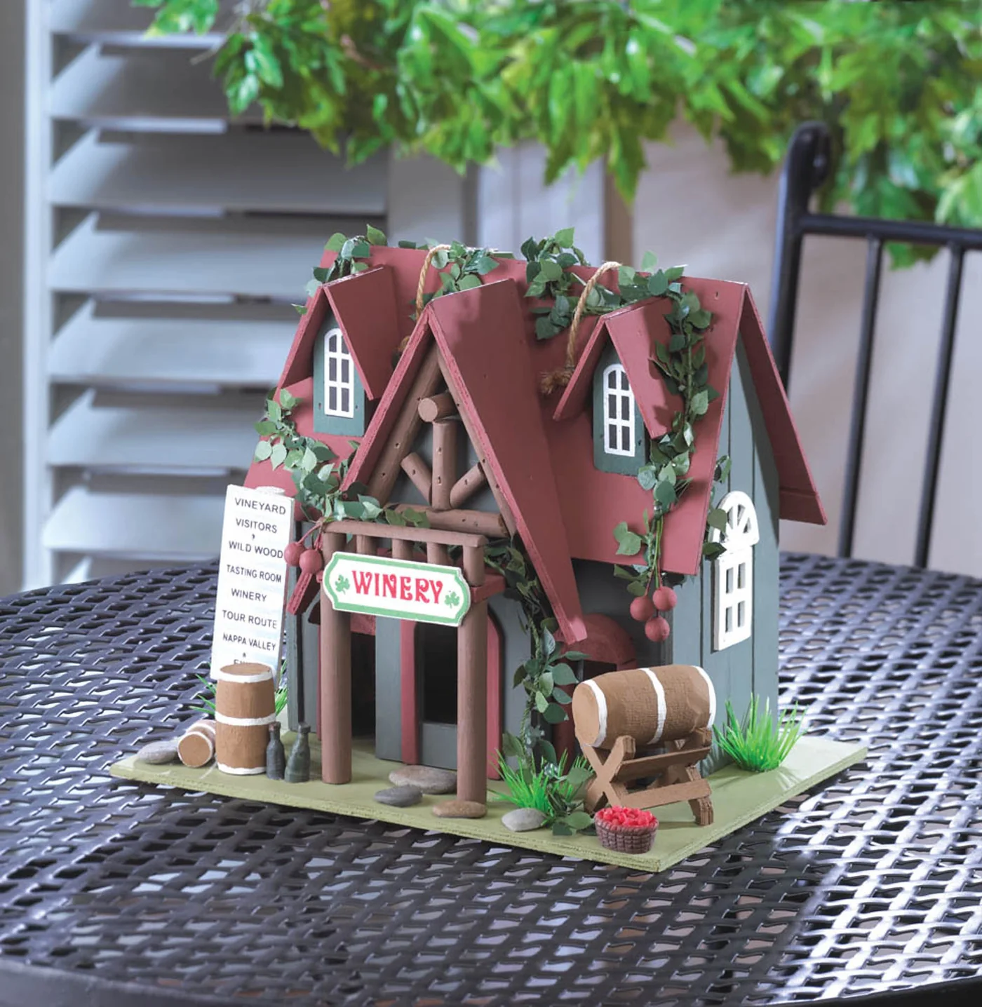 COTTAGE WINERY BIRDHOUSE - $38.82 CAD