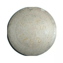 ELKS LODGE 1752 MARTINSVILLE VA VIRGINIA POKER CHIPS (WHITE ) - $4.05 CAD