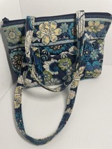 Mod Blue Floral Vera Bradley Shoulder Bag - Retired Pattern  lovely blues Floral - £15.06 GBP