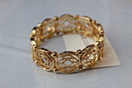 Liz Claiborne Gold Tone Stretch Bracelet Circle Square Patterns New - $15.12