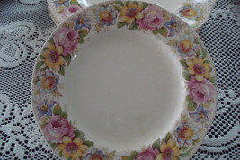 WEDGWOOD & Co., Staffordshire,  set of 6 pieces, 4 dinner  and 2 salad plates[6] - £38.98 GBP