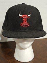 New Era Hardwood Classics 59FIFTY Chicago Bulls Fitted Hat Size 7 3/8 Black - £9.90 GBP
