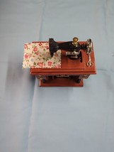 Vintage Mini Sewing Machine Retro Music Box. - $24.18
