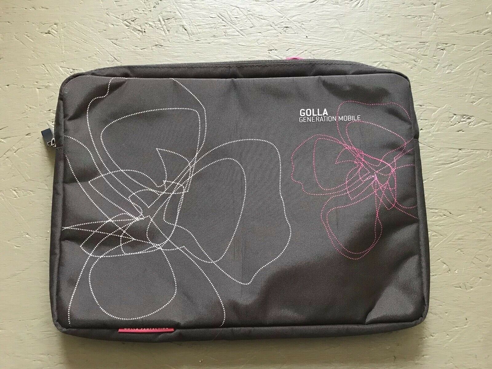 Golla Generation Mobile Laptop Tablet Case Brown & Pink floral