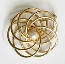 Mid Century Modern Cultured Pearl Gold-tone Spiral Brooch 1960s Vintage 1 1/2&quot; - £9.79 GBP