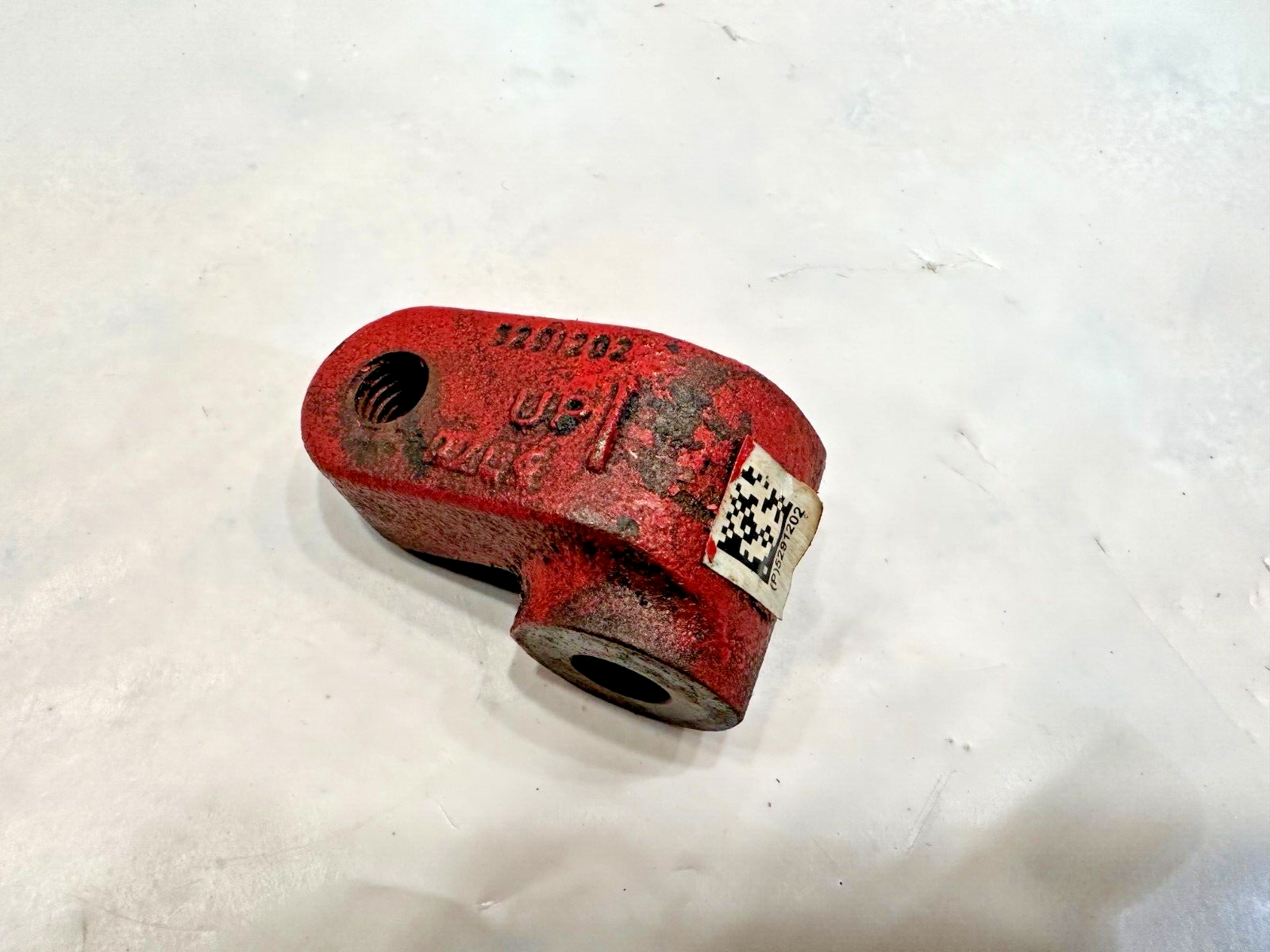 Cummins ISL 8.3 ISC 8.9 Diesel Engine Fuel Pump Support Bracket 5291202 OEM - $32.38