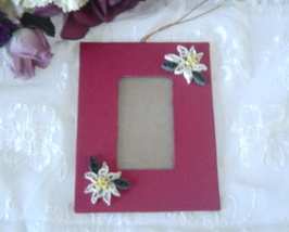 Paper Quill Red Poinsettia Hanging Picture Frame Ornament Handcrafted 3D - £11.98 GBP