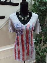 One World Women&#39;s Gray Beaded American Flag Scoop Neck Short Sleeve Top Blouse L - £19.55 GBP