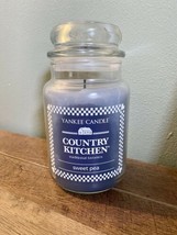 Yankee Candle Country Kitchen Sweet Pea 22 Oz Jar Candle Retired Burned ... - £47.19 GBP