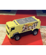2006 Hot Wheels Penguins of Madagascar Desert Thunder V16 - $13.66 CAD