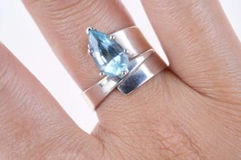 sz7.5 Modernist Sterling light blue gemstone ring - £35.28 GBP