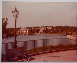 Vintage A Distant View Resort Hotel Disney World Epcot Florida 1982 - $1.99