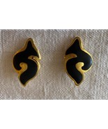 VTG, vintage clip earrings, vintage mola earrings, clip earrings, metal - $23.04 CAD
