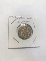 1982 UK Great Britain 20 Pence Elizabeth ll AU - $5.92 CAD