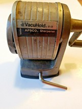 Vintage Berol Vacuhold V8 Apsco Manual Desktop Manual 6 Hole Pencil Shar... - £8.83 GBP