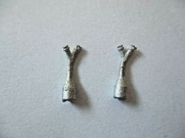 Details West # FF-348 Fuel Filler &quot;Y&quot; Neck Type. 2 Each. HO-Scale - $25.95 MXN