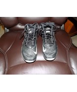 Nike Boys Team Hustle 747999‑001 Black Size 3Y Boy&#39;s EUC - $41.40