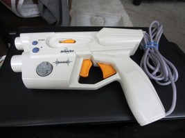Interact Starfire Lightblaster Light Gun for Sega Dreamcast - £62.27 GBP
