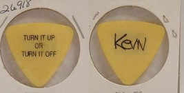 DRIVIN N CRYIN - VINTAGE OLD KEVIN KINNEY CONCERT GUITAR PICK - $10.00