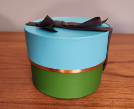 Kate Spade 4&quot; H Round RIBBON TIE Gift Box Blue Green - £11.80 GBP