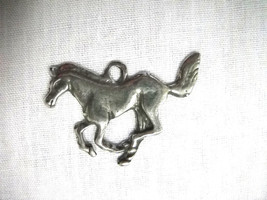 Mustang Horse Running Wild Silver American Pewter Wildlife Pendant Adj Necklace - £8.01 GBP