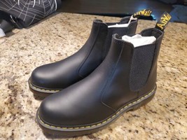 Women&#39;s Dr. Martens 2976 Leonore Fur Lined Boots in Black Size US 12M - $117.81