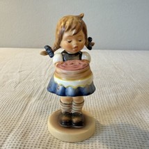 Goebel Hummel &quot;Sweet As Can Be&quot; #541   Mint 4-1/4” Exclusive Ed, MI HUMMEL Club - $31.50