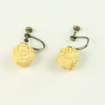 ✅ Vintage Pair Jewelry Clip On Earrings Carved White Flower Floral Silve... - £5.81 GBP
