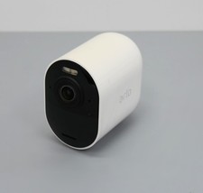 Arlo Ultra VMC5040 4K Ultra UHD Wire-Free Security Camera image 2