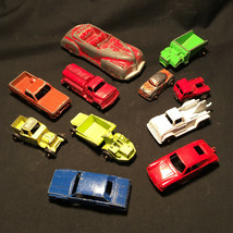 Old Vintage Diecast Lot of Cars and Trucks Mini/Micro Vehicles - £15.80 GBP