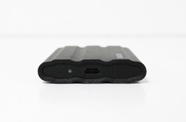 Samsung T7 Shield 2TB External Solid State Drive MU-PE2T0S/AM - Black image 4