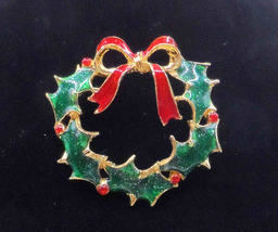Vintage Costume Jewelry &quot;Christmas Wreath&quot; Brooch - £9.99 GBP