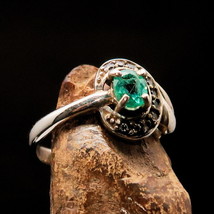 Sterling Silver Ring with oval cut Green Emerald and 11 white CZ - Size 6.5 - £46.39 GBP