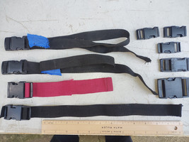 23LL67 ASSORTED NYLON STRAP DISCONNECTS, 9 PCS, VERY GOOD CONDITION - £7.41 GBP