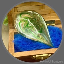 Hand Blown Glass Pendant Green Leaf Design Swirl Color Pattern Vintage - $9.80