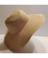 Magid paper straw hat  Pre-owned, very good shape. Brim 4.5” - $323.67 MXN