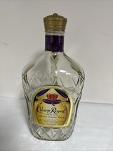 EMPTY Crown Royal Glass Display Bottle With Plastic Seal Lid  1.75 L - $362.91 MXN