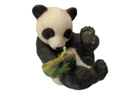Franklin Mint Porcelain World Wildlife Fund &quot;Hi There&quot; Baby Panda Figurine - $14.85
