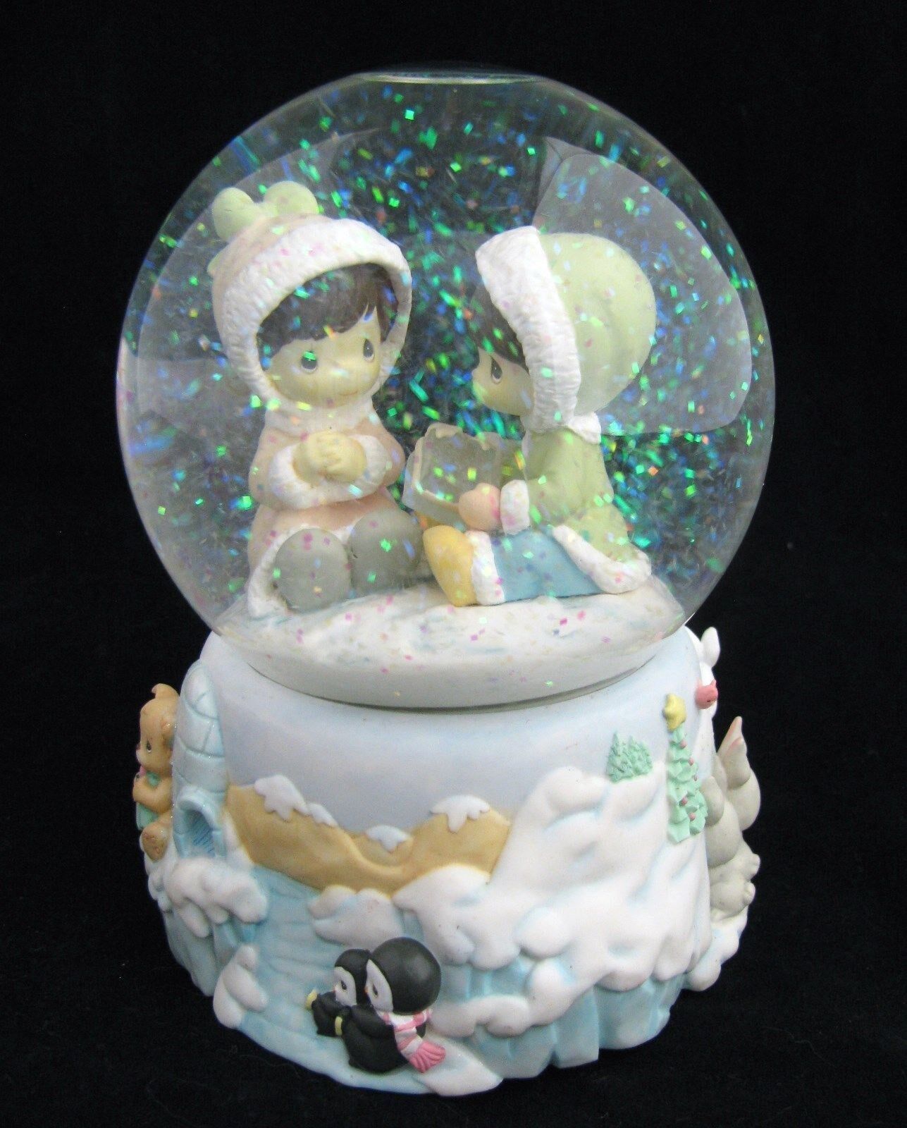 Precious Moment Musical Snowglobe 2001 Merry Xmas Enesco Water Globe Winter - £15.25 GBP