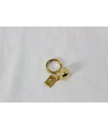 Hello Kitty Gold Letter Ring with Gemstone Size 7 | Momoberry Sanrio - $1,731.04 MXN