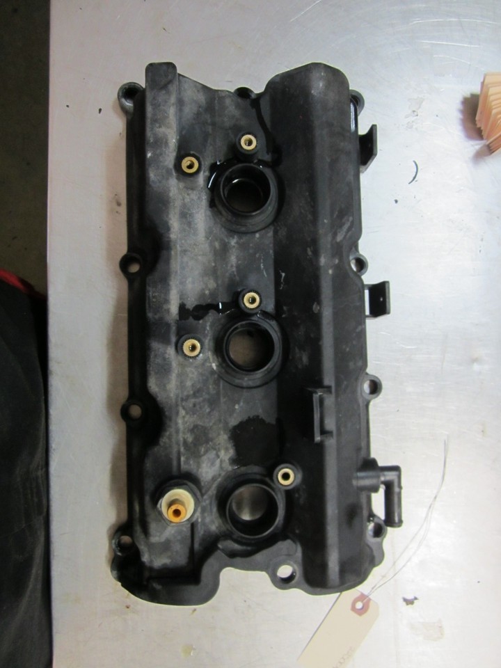 Right Valve Cover For 05-07 Infiniti G35 Coupe 3.5 - $60.29