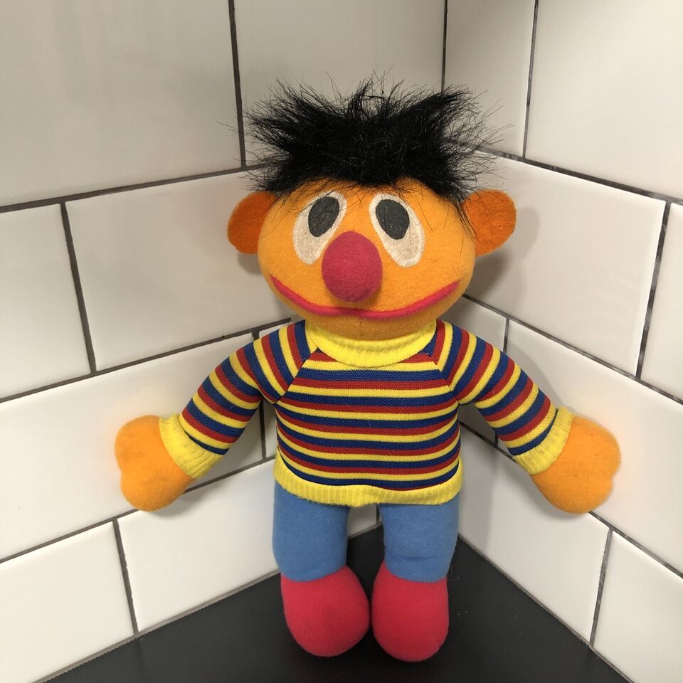 Vintage 1985 Ernie Sesame Street Plush Doll 72900 10" Playskool - $9.00