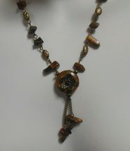 Avon Signed NA Tiger’s Eye Necklace &amp; 2 Pair of Earrings - $16.82