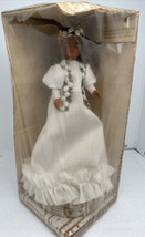 Lanakila Hawaiian Revolving Music Box  Wedding Song Doll 1971 - Vintage - $18.69