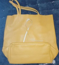 Genuine mustard yellow Leather Borse in Pelle lightweight shoulder bag - £23.70 GBP
