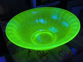 Depression Glass Bowl 9.75&quot; green iridescent Vaseline uranium glass Antique - $67.49