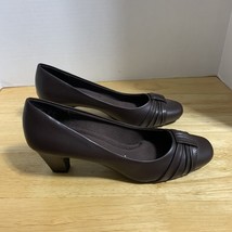 Predictions Comfort Plus Women&#39;s Marjorie Twist Pumps Heels Shoes Size 7... - $347.07 MXN