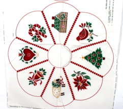 &quot;Christmas in the Country&quot; Collection Fabric Stencil Wreath &amp; Hearts Cranston - £10.40 GBP